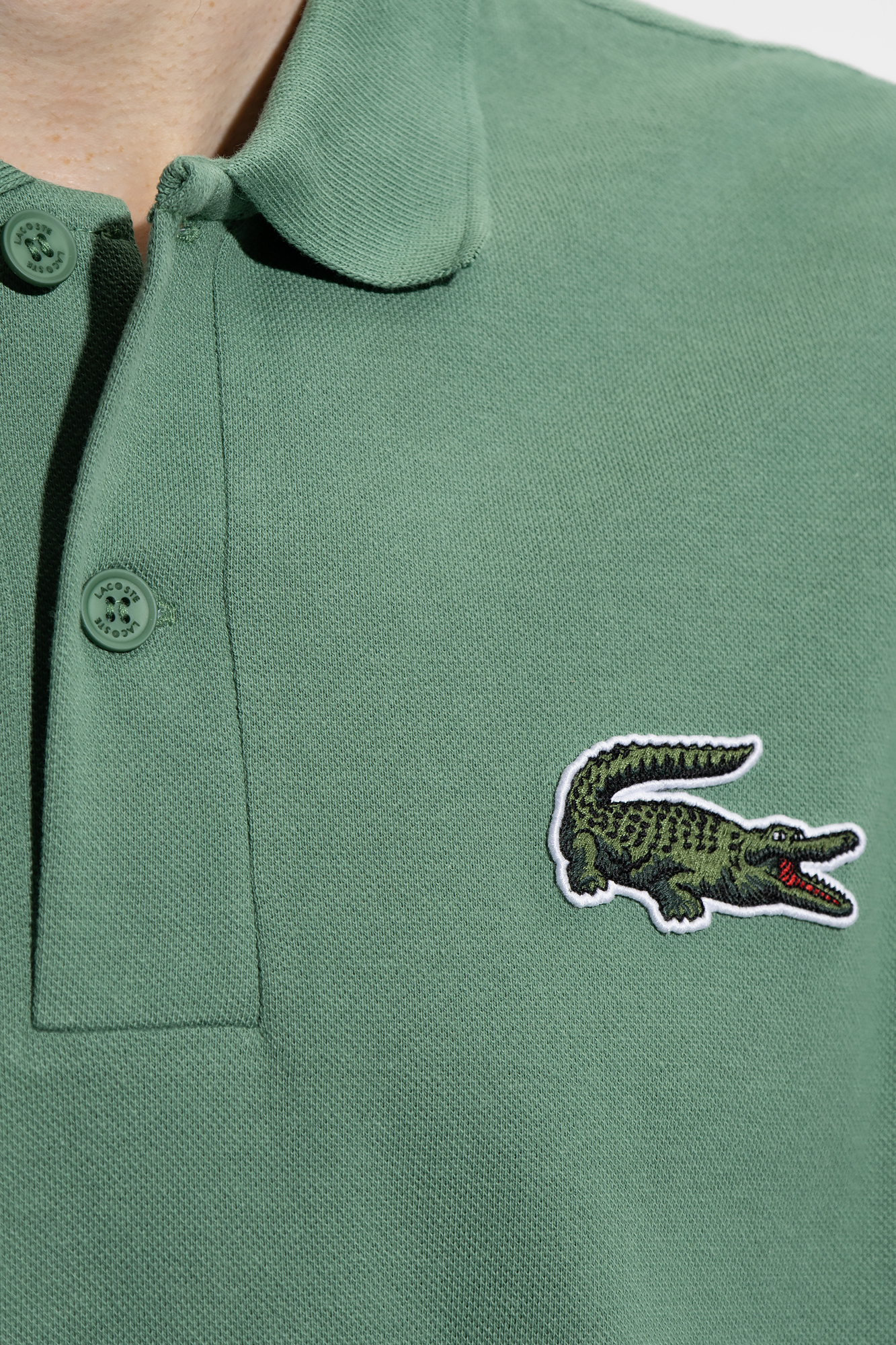 Tシャツ・カットソー LACOSTE SS25 POLO CON LOGO (1212 031) Lacoste Logo Men's T-Shirt Black TH2827-00-031 | FOOTDISTRICT